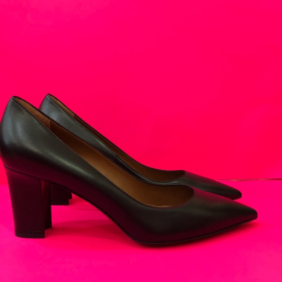 Aquatalia by Marvin K Pump - Picture 2 of 5